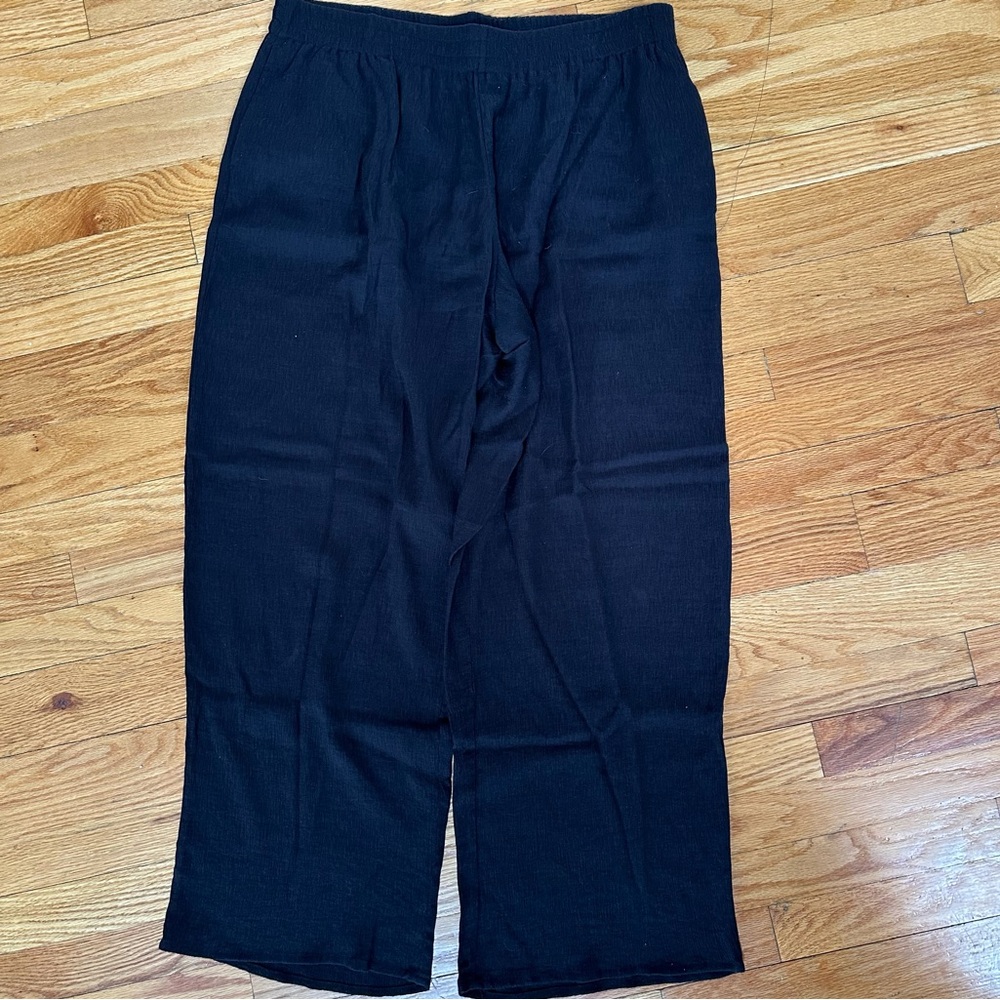 wide-leg flowy pants
